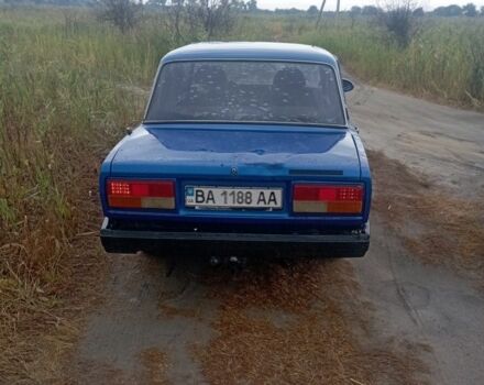 Синий ВАЗ 2107, объемом двигателя 1.5 л и пробегом 100 тыс. км за 600 $, фото 2 на Automoto.ua