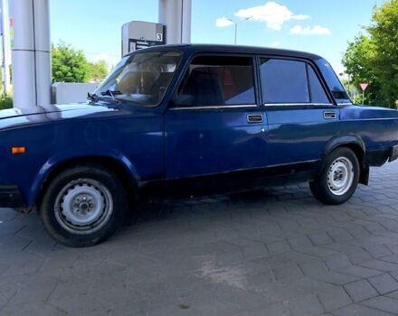 ВАЗ 2107 2004 в Золотоноше на Automoto.ua Синий ВАЗ 2107, объемом двигателя 1.5 л и пробегом 111 тыс. км за 600 $, фото 1 на Automoto.ua
