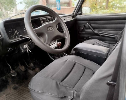 Синий ВАЗ 2107, объемом двигателя 1.45 л и пробегом 350 тыс. км за 1200 $, фото 4 на Automoto.ua