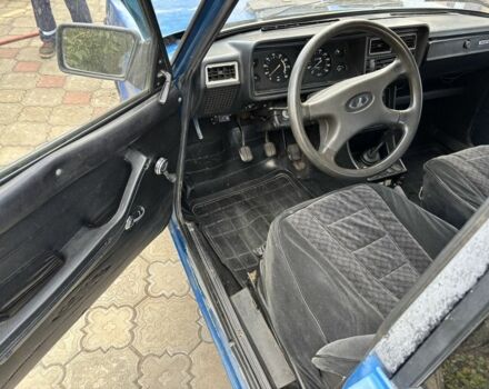 ВАЗ 2107 2004 в Звенигородка на Automoto.ua Синий ВАЗ 2107, объемом двигателя 1.5 л и пробегом 200 тыс. км за 1000 $, фото 3 на Automoto.ua
