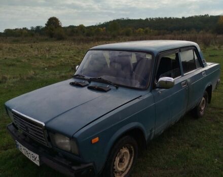 Синий ВАЗ 2107, объемом двигателя 1.5 л и пробегом 70 тыс. км за 556 $, фото 2 на Automoto.ua