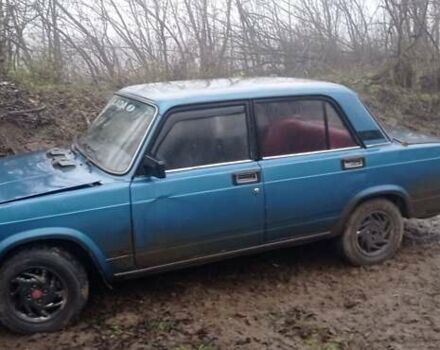Синий ВАЗ 2107, объемом двигателя 1.45 л и пробегом 111 тыс. км за 450 $, фото 3 на Automoto.ua