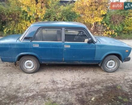 Синий ВАЗ 2107, объемом двигателя 1.45 л и пробегом 320 тыс. км за 600 $, фото 2 на Automoto.ua