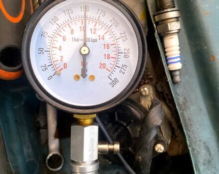 Синий ВАЗ 2107, объемом двигателя 1.6 л и пробегом 100 тыс. км за 800 $, фото 4 на Automoto.ua