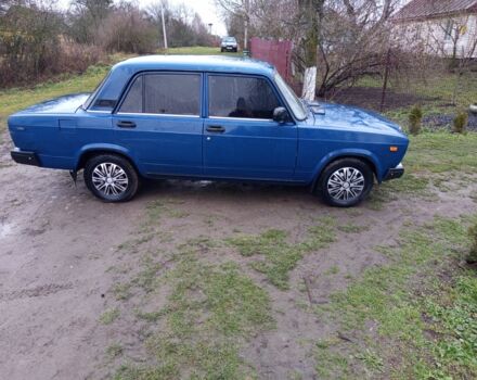 Синий ВАЗ 2107, объемом двигателя 1.3 л и пробегом 40 тыс. км за 1300 $, фото 4 на Automoto.ua