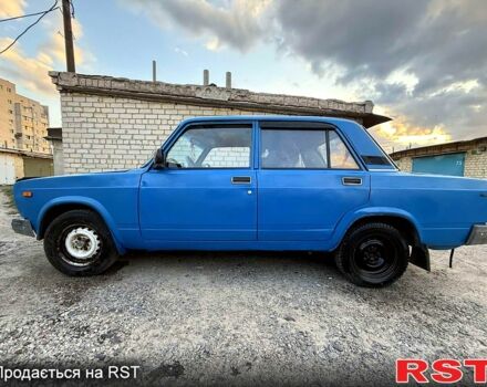 Синий ВАЗ 2107, объемом двигателя 1.5 л и пробегом 600 тыс. км за 700 $, фото 3 на Automoto.ua