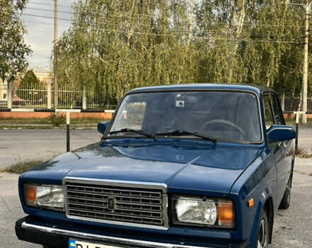 ВАЗ 2107 2005 у Кременчуге на Automoto.ua Синій ВАЗ 2107, об'ємом двигуна 1.45 л та пробігом 53 тис. км за 2000 $, фото 2 на Automoto.ua