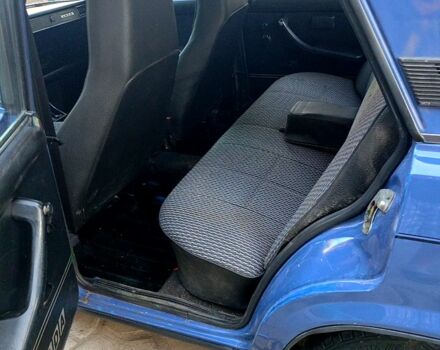 Синий ВАЗ 2107, объемом двигателя 1.5 л и пробегом 134 тыс. км за 1150 $, фото 6 на Automoto.ua