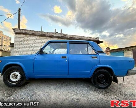 Синий ВАЗ 2107, объемом двигателя 1.5 л и пробегом 600 тыс. км за 700 $, фото 2 на Automoto.ua