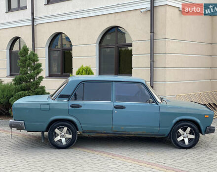 Синий ВАЗ 2107, объемом двигателя 1.6 л и пробегом 80 тыс. км за 1050 $, фото 7 на Automoto.ua