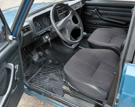 Синий ВАЗ 2107, объемом двигателя 1.45 л и пробегом 921 тыс. км за 1000 $, фото 2 на Automoto.ua