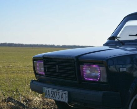 Синий ВАЗ 2107, объемом двигателя 1.5 л и пробегом 70 тыс. км за 1700 $, фото 2 на Automoto.ua