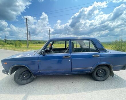 Синий ВАЗ 2107, объемом двигателя 1.5 л и пробегом 100 тыс. км за 596 $, фото 3 на Automoto.ua