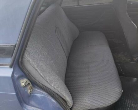 Синий ВАЗ 2107, объемом двигателя 1.45 л и пробегом 600 тыс. км за 1250 $, фото 2 на Automoto.ua