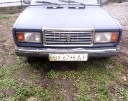 Синий ВАЗ 2107, объемом двигателя 1.5 л и пробегом 185 тыс. км за 600 $, фото 1 на Automoto.ua