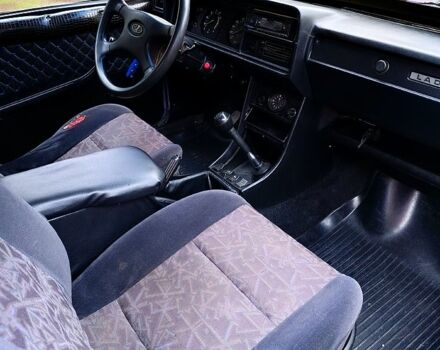 Синий ВАЗ 2107, объемом двигателя 1.5 л и пробегом 0 тыс. км за 1100 $, фото 5 на Automoto.ua