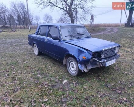Синій ВАЗ 2107, об'ємом двигуна 1.45 л та пробігом 170 тис. км за 850 $, фото 2 на Automoto.ua