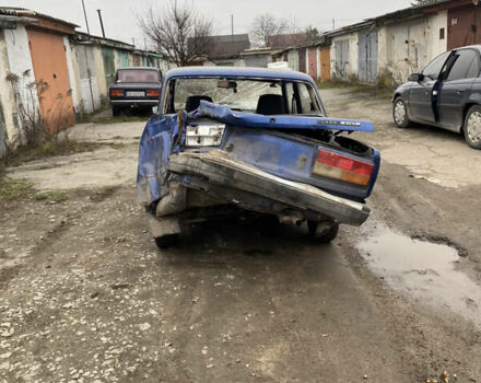 Синій ВАЗ 2107, об'ємом двигуна 1.45 л та пробігом 150 тис. км за 550 $, фото 4 на Automoto.ua