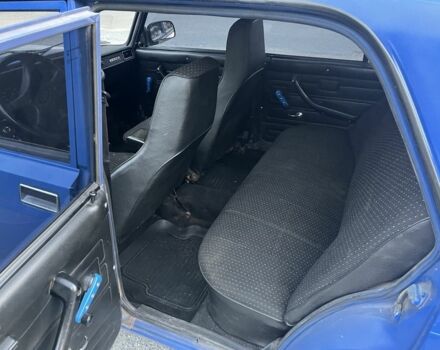 Синий ВАЗ 2107, объемом двигателя 1.6 л и пробегом 180 тыс. км за 950 $, фото 5 на Automoto.ua