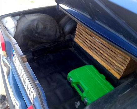 Синий ВАЗ 2107, объемом двигателя 1.5 л и пробегом 99 тыс. км за 1150 $, фото 8 на Automoto.ua