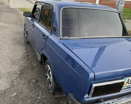 Синий ВАЗ 2107, объемом двигателя 1.6 л и пробегом 55 тыс. км за 900 $, фото 3 на Automoto.ua