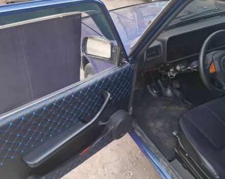 Синий ВАЗ 2107, объемом двигателя 1.5 л и пробегом 2 тыс. км за 1184 $, фото 4 на Automoto.ua