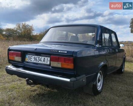Синий ВАЗ 2107, объемом двигателя 1.45 л и пробегом 140 тыс. км за 1300 $, фото 4 на Automoto.ua