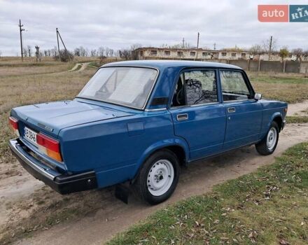 Синий ВАЗ 2107, объемом двигателя 1.5 л и пробегом 80 тыс. км за 3500 $, фото 2 на Automoto.ua