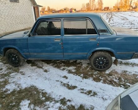 Синій ВАЗ 2107, об'ємом двигуна 1.5 л та пробігом 122 тис. км за 1100 $, фото 3 на Automoto.ua
