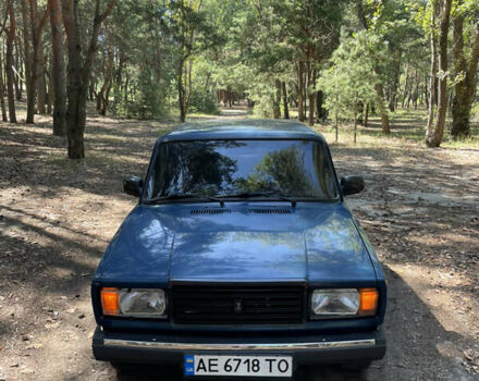 Синій ВАЗ 2107, об'ємом двигуна 1.45 л та пробігом 120 тис. км за 1999 $, фото 1 на Automoto.ua