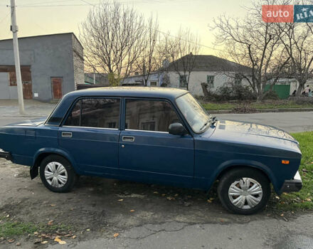 Синий ВАЗ 2107, объемом двигателя 1.57 л и пробегом 114 тыс. км за 1900 $, фото 1 на Automoto.ua