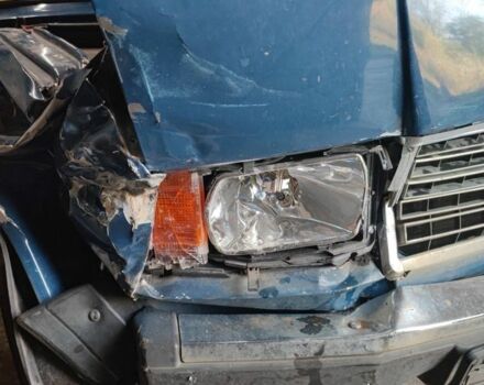 Синий ВАЗ 2107, объемом двигателя 1.5 л и пробегом 60 тыс. км за 831 $, фото 3 на Automoto.ua