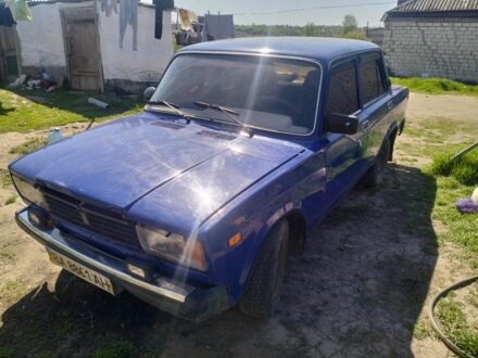 ВАЗ 2107 1984 в Кропивницком (Кировограде) на Automoto.ua Синий ВАЗ 2107, объемом двигателя 1.5 л и пробегом 370 тыс. км за 450 $, фото 1 на Automoto.ua