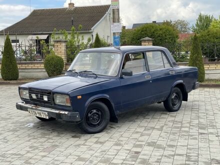 ВАЗ 2107 1986 у Львові на Automoto.ua Синій ВАЗ 2107, об'ємом двигуна 1.5 л та пробігом 100 тис. км за 400 $, фото 1 на Automoto.ua
