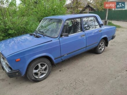 ВАЗ 2107 1986 у Лебедине на Automoto.ua Синій ВАЗ 2107, об'ємом двигуна 1.29 л та пробігом 90 тис. км за 1000 $, фото 1 на Automoto.ua