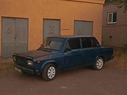 Синий ВАЗ 2107, объемом двигателя 1.5 л и пробегом 398 тыс. км за 500 $, фото 1 на Automoto.ua