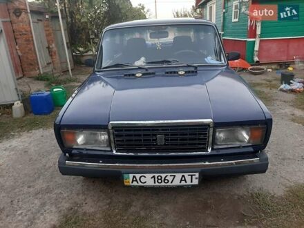 ВАЗ 2107 1988 у Луцьку на Automoto.ua Синій ВАЗ 2107, об'ємом двигуна 1.45 л та пробігом 20 тис. км за 1300 $, фото 1 на Automoto.ua