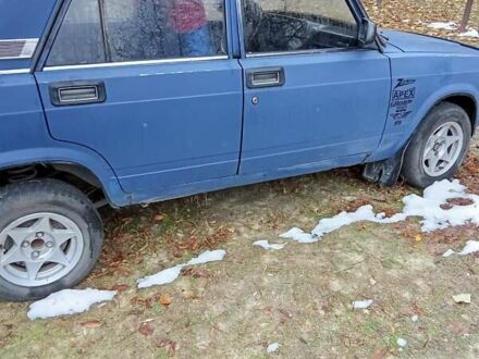 ВАЗ 2107 1989 в Нежине на Automoto.ua Синий ВАЗ 2107, объемом двигателя 1.5 л и пробегом 57 тыс. км за 600 $, фото 1 на Automoto.ua