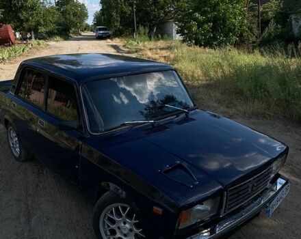 Синий ВАЗ 2107, объемом двигателя 1.57 л и пробегом 200 тыс. км за 1900 $, фото 1 на Automoto.ua