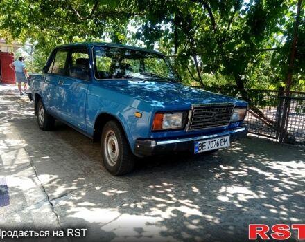 Синий ВАЗ 2107, объемом двигателя 1.5 л и пробегом 200 тыс. км за 950 $, фото 1 на Automoto.ua