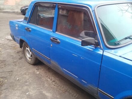 ВАЗ 2107 1994 в Покровск (Красноармейск) на Automoto.ua Синий ВАЗ 2107, объемом двигателя 1.5 л и пробегом 124 тыс. км за 1000 $, фото 1 на Automoto.ua