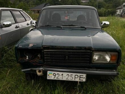 ВАЗ 2107 2000 у Сваляве на Automoto.ua Синій ВАЗ 2107, об'ємом двигуна 0 л та пробігом 1000 тис. км за 433 $, фото 1 на Automoto.ua