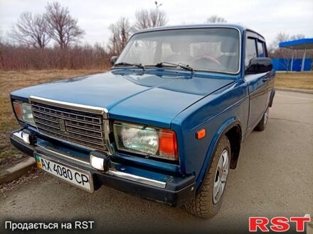 Синий ВАЗ 2107, объемом двигателя 1.5 л и пробегом 180 тыс. км за 1020 $, фото 1 на Automoto.ua