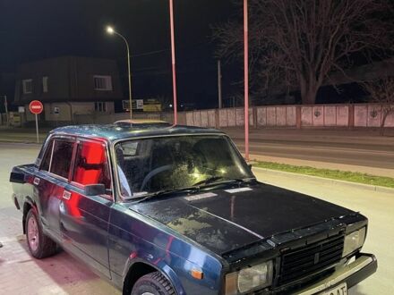 Синій ВАЗ 2107, об'ємом двигуна 1.6 л та пробігом 300 тис. км за 500 $, фото 1 на Automoto.ua