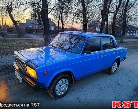 Синий ВАЗ 2107, объемом двигателя 1.6 л и пробегом 100 тыс. км за 750 $, фото 1 на Automoto.ua