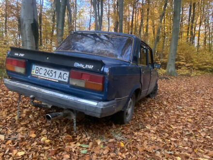 Синий ВАЗ 2107, объемом двигателя 0 л и пробегом 150 тыс. км за 600 $, фото 1 на Automoto.ua