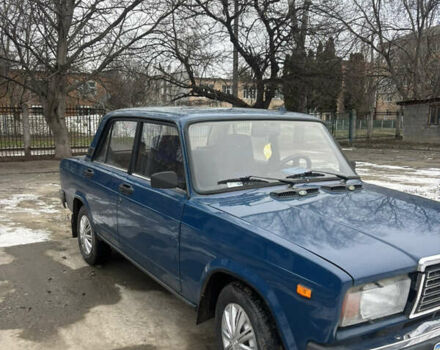 Синий ВАЗ 2107, объемом двигателя 1.5 л и пробегом 180 тыс. км за 1250 $, фото 1 на Automoto.ua