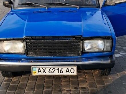 ВАЗ 2107 2001 в Купянске на Automoto.ua Синий ВАЗ 2107, объемом двигателя 1.5 л и пробегом 1000 тыс. км за 600 $, фото 1 на Automoto.ua