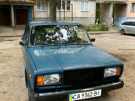 Синий ВАЗ 2107, объемом двигателя 1.5 л и пробегом 300 тыс. км за 950 $, фото 1 на Automoto.ua