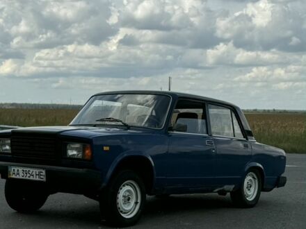 Синий ВАЗ 2107, объемом двигателя 1.5 л и пробегом 95 тыс. км за 900 $, фото 1 на Automoto.ua